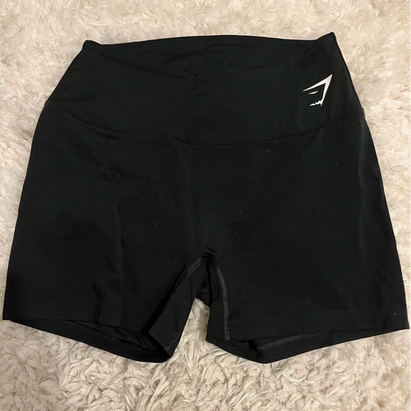 Gymshark Training Shorts - Picture 1 of 3